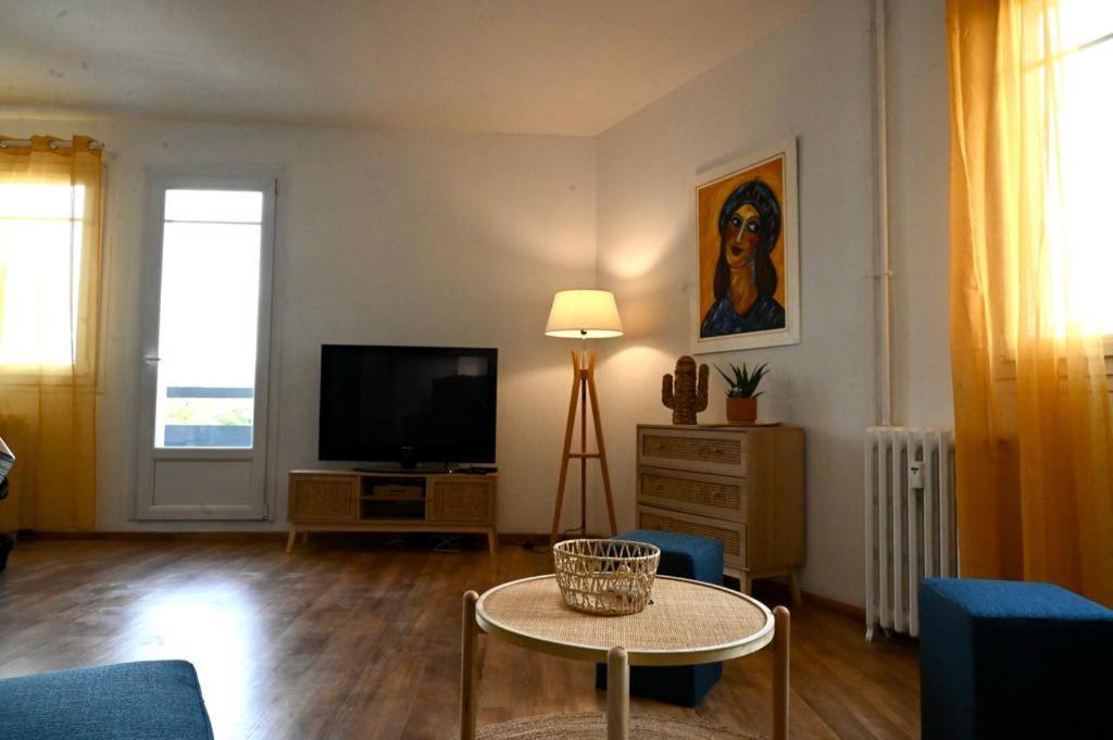 Grand Appartement Cosy-Hyper Centre-Place Verdun Tarbes Exteriör bild